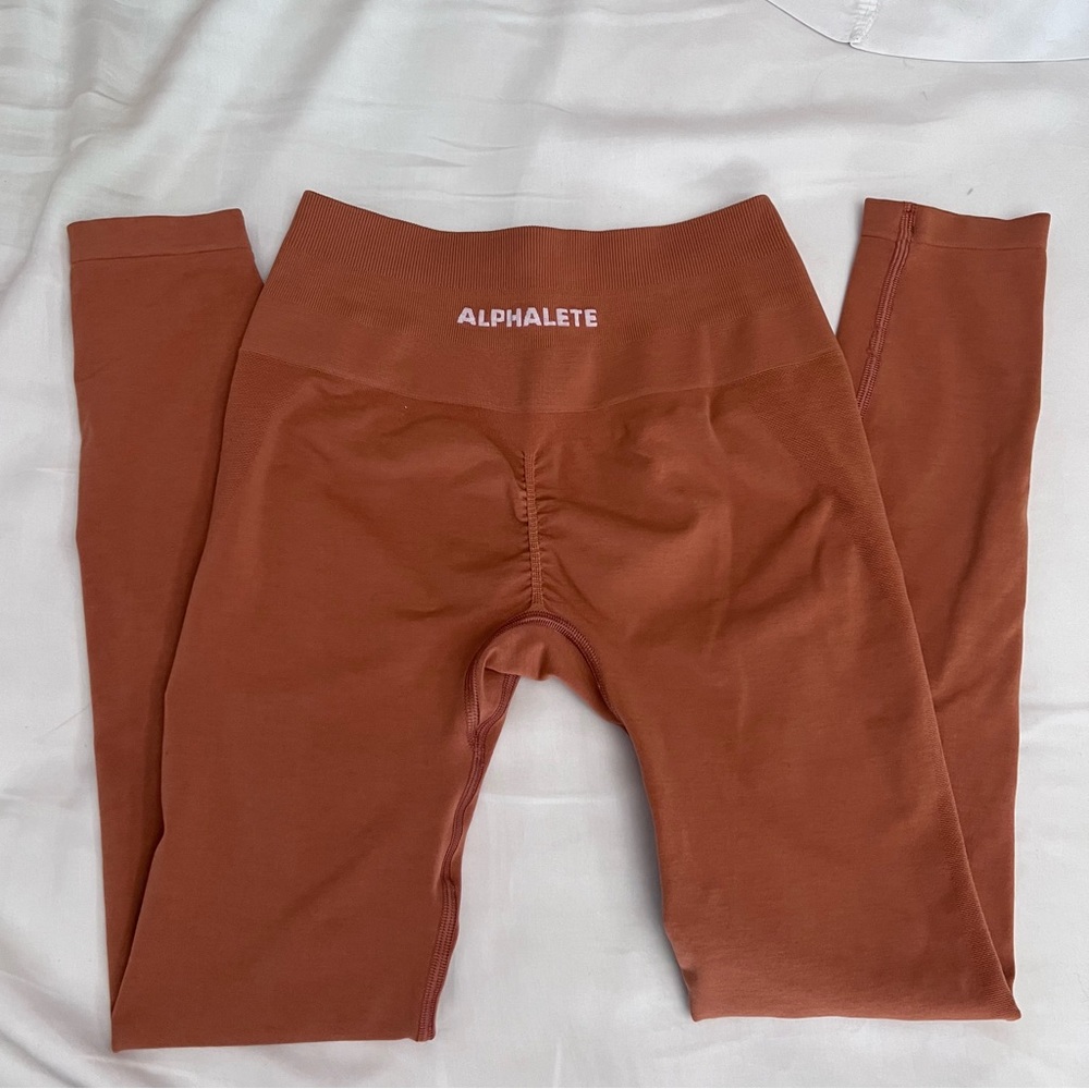 Small Alphalete Amplify Mandarin Leggings